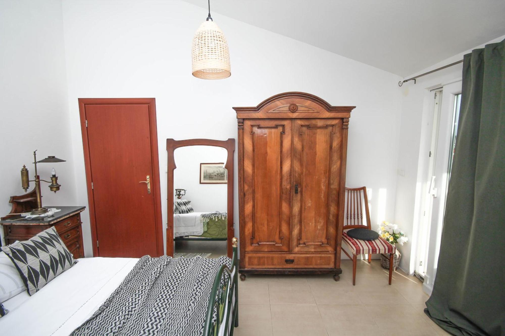 Lola'S Apartments Tribalj Habitación foto